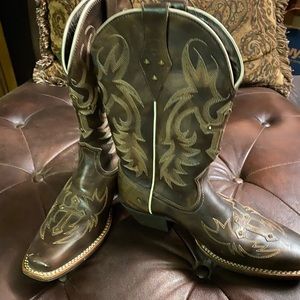 Ariat women’s boots